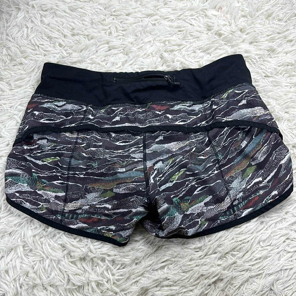 Lululemon Speed Short (2 1/2